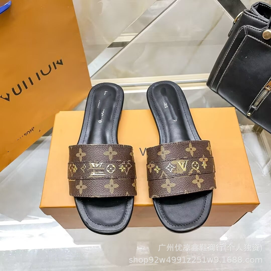 Sandalias Planas Monogram Mujer | Punta Descubierta | Verano 2026