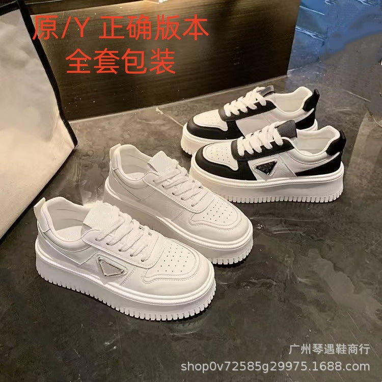P Family Triangle panda zapatos blancos versátiles a juego con el color muffin cuero con suela gruesa de bloque de color galleta, zapatos de tabla casuales para mujeres