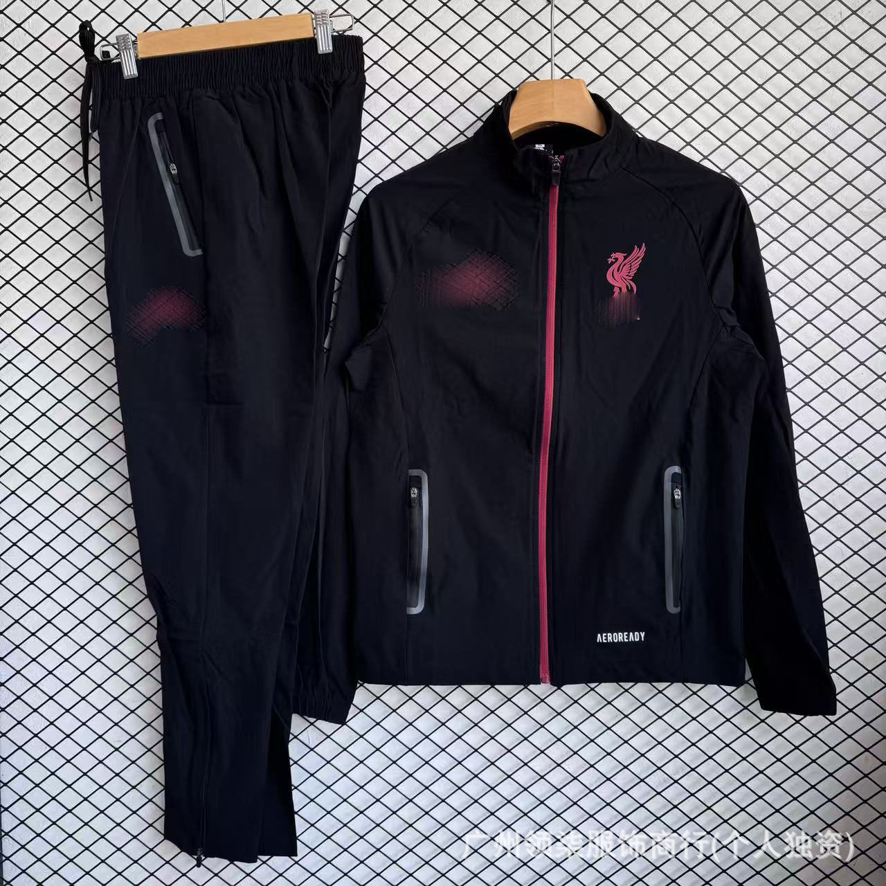 Nuevo equipamiento de fútbol, conjunto de chaquetas impermeables impermeables y de moda del Arsenal para entrenamiento español