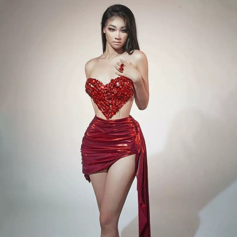 Popular conjunto dorado transparente sin tirantes + falda corta drapeada de la Estación Independiente de Comercio Exterior, vestido de fiesta elegante y picante
