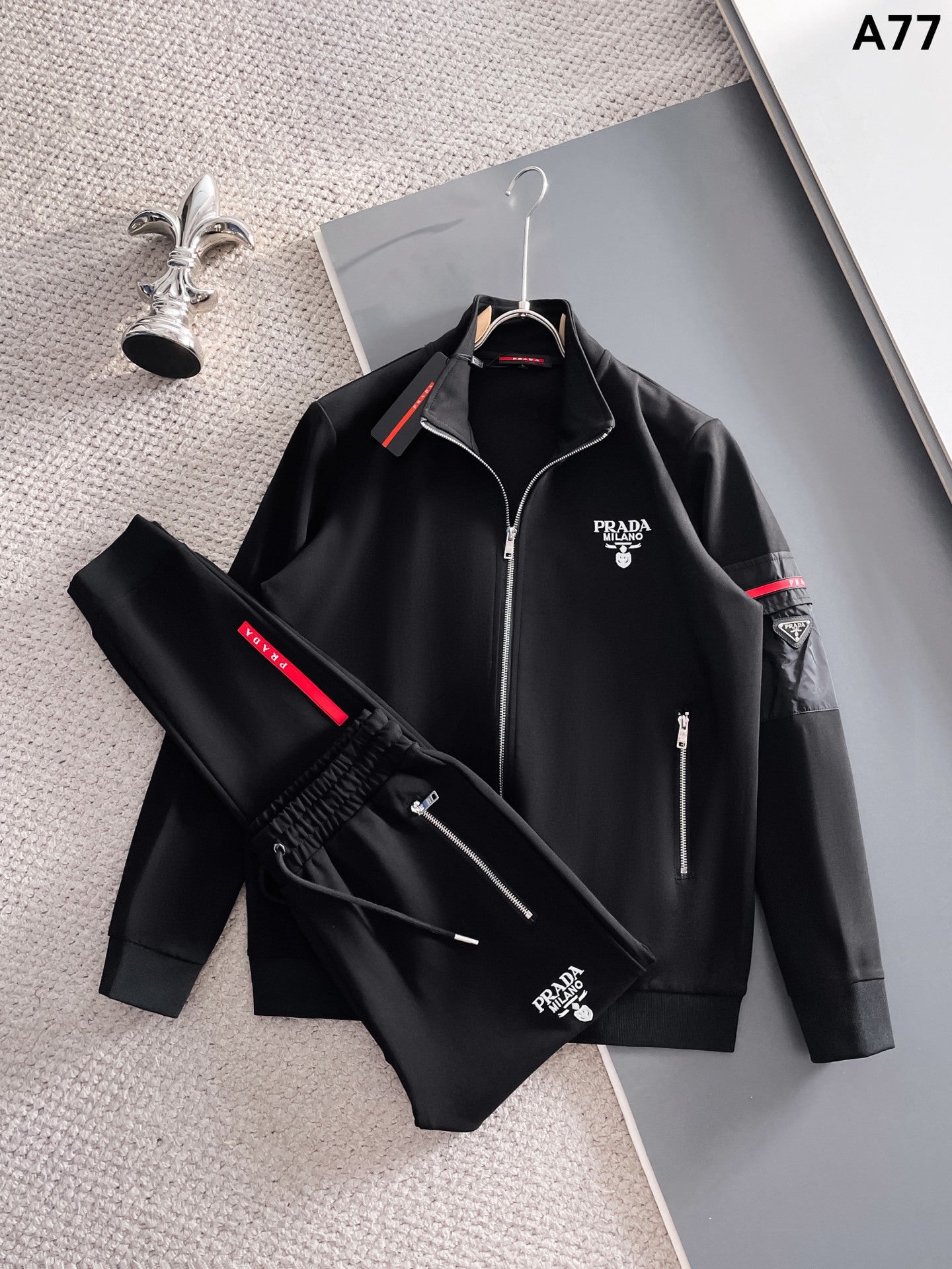 La versión correcta del SS25 transfronterizo debuta en otoño e invierno: nueva chaqueta de traje, cremallera, lujoso y sitios de moda para hombres europeos y americanos