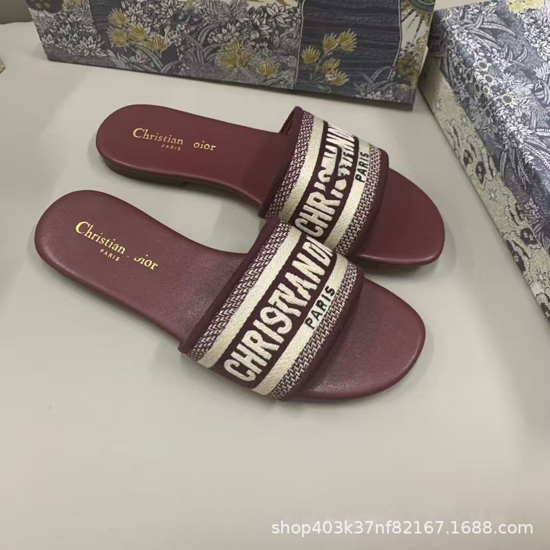 Zapatillas de alta calidad marca D, tallas 1-48, bordados jacquard, zapatillas planas clásicas casuales de playa para mujer
