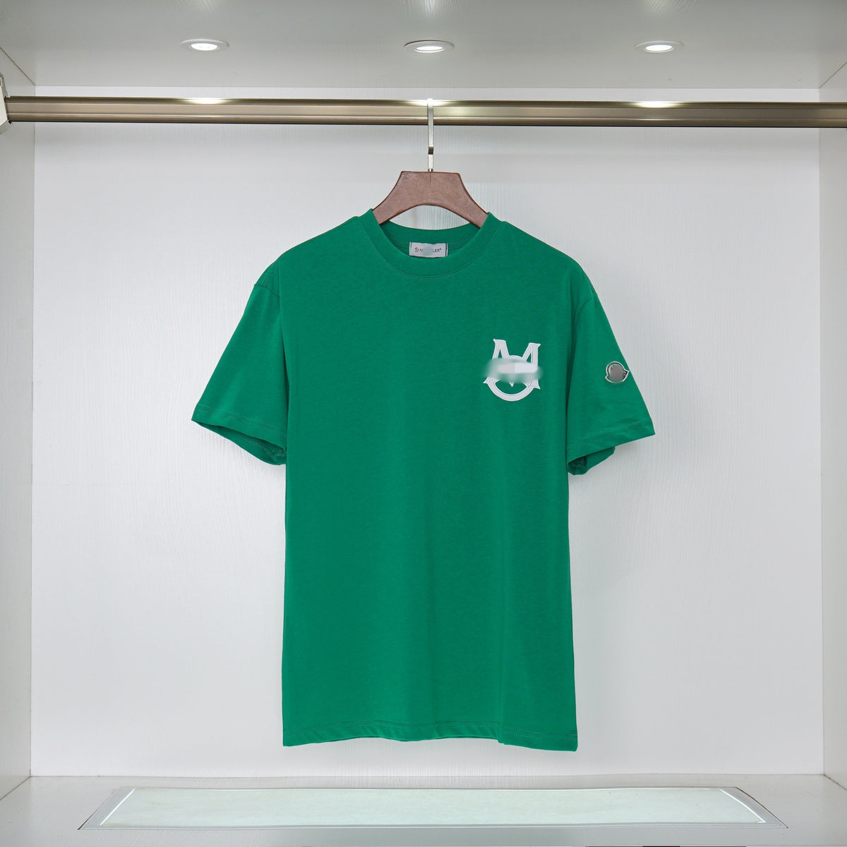 Camiseta Bordada Hombre MON | Cuello Redondo