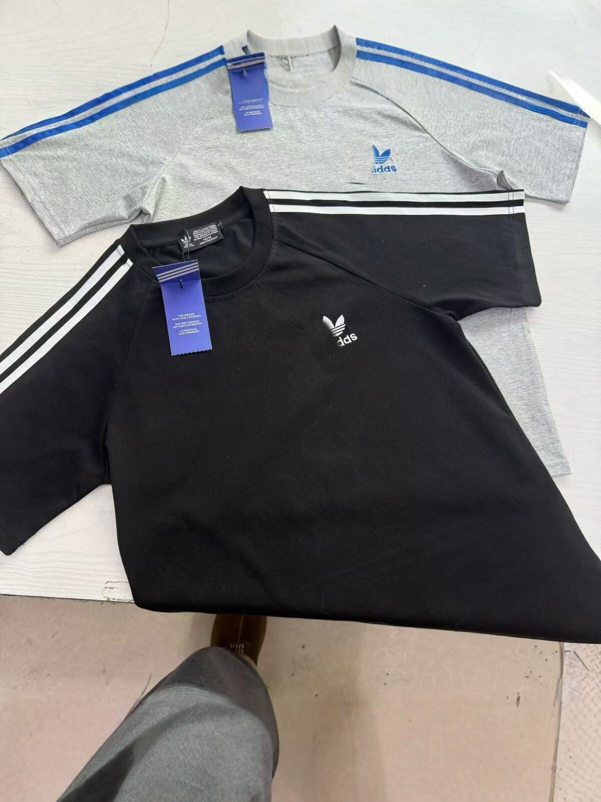 Camiseta de manga corta bordada trébol para verano para hombres y mujeres, 857 857 deportiva casual deportiva de cuello redondo