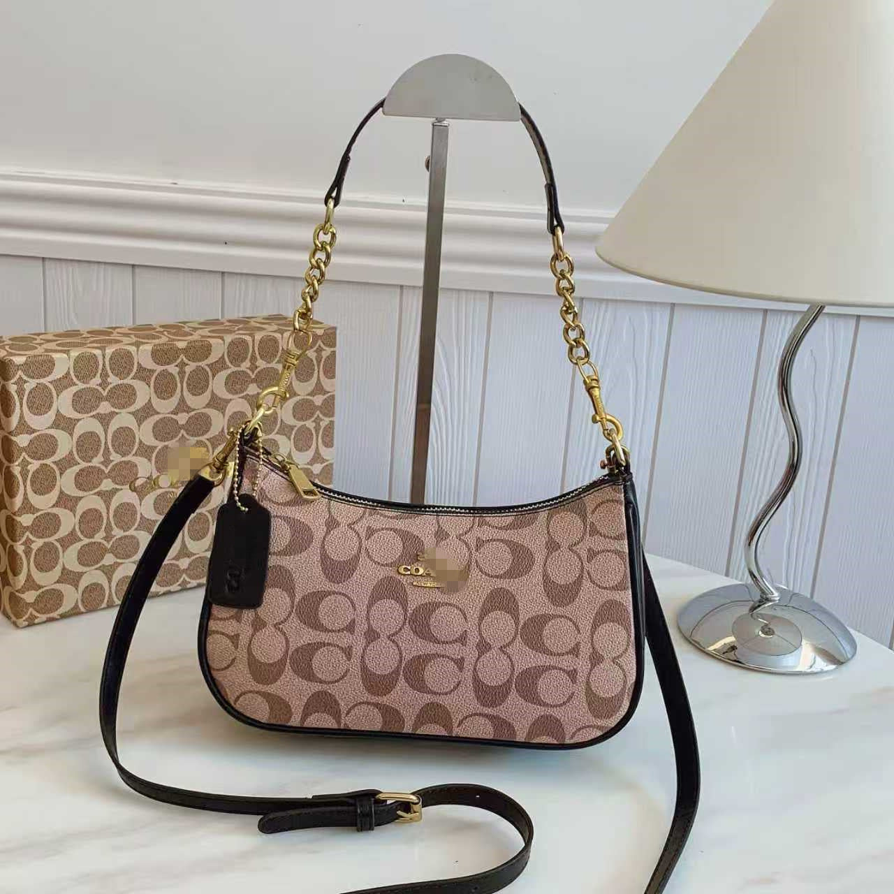 Nuevo bolso de hombro sencillo de calle para otoño/invierno europeo y americano, bolso retro ligero y elegante y cruzado de lujo, bolso de mano