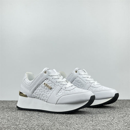 Bonitos zapatos deportivos de moda individual, zapatos de mujer, empalmes de cuero, presbiopados, grabados, retro casual, zapatos Forrest Gump de suela gruesa resistentes al uso