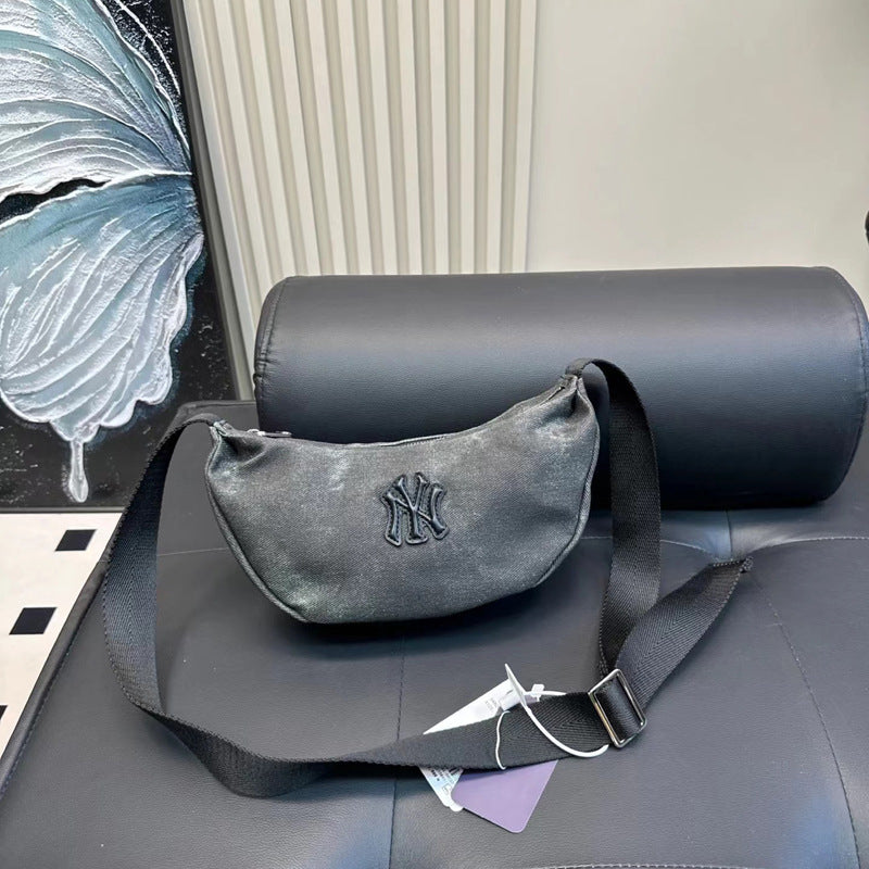 Bolso de la MLB coreana edición completa en relieve en relieve bolso sencillo de NY de moda versátil casual para mujer, novedad
