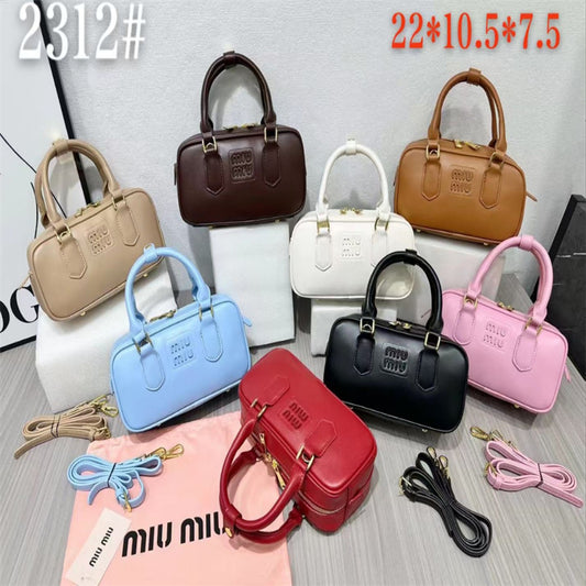 Boston Bag MM | Baguette Shape | With Box