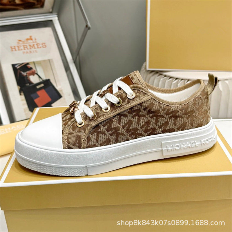 2024MK moda nuevas zapatillas blancas de mujer, piel de becerro, hebilla metálica con cordones, zapatillas de escalada, tendencia zapatillas de correr