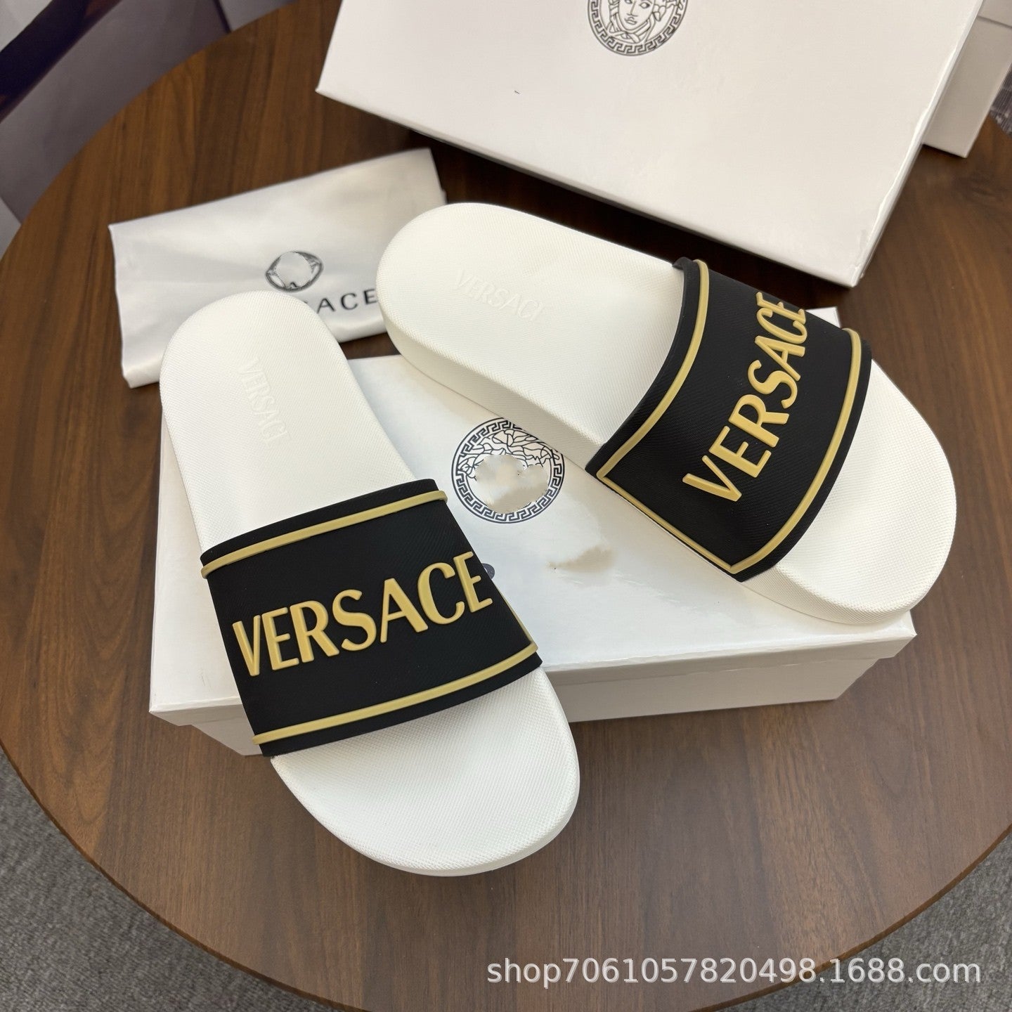 Sandalias Versace Playa Hombre Metálicas