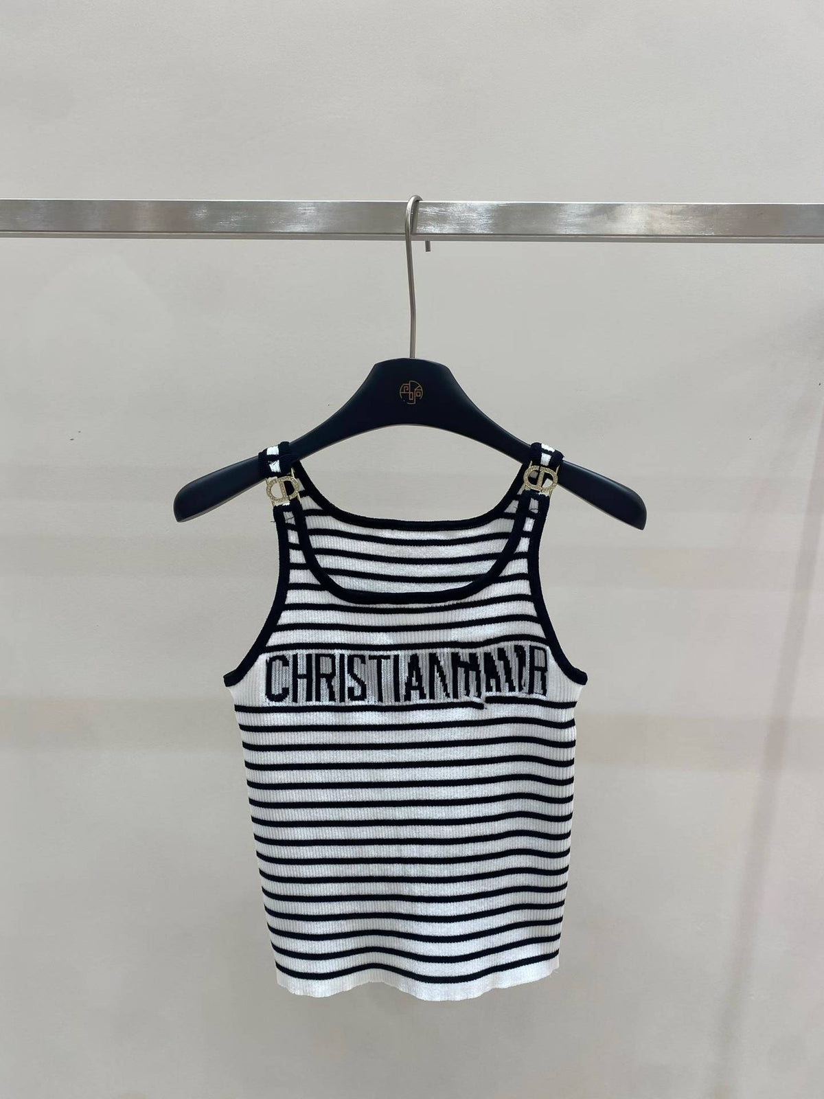 Damen-Stricktop mit Trägern CD 2026 | Gestreift