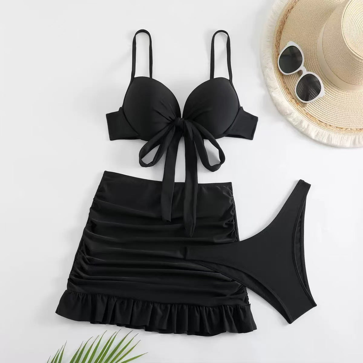 Conjunto de bañador femenino de tres piezas dividido en color sólido transfronterizo, nuevo bañador europeo y estadounidense de alta gama, sensual y ajustado con tirantes