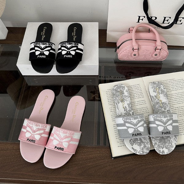 Zapatillas de verano 2025 para zapatillas versátiles de ropa exterior de mujer