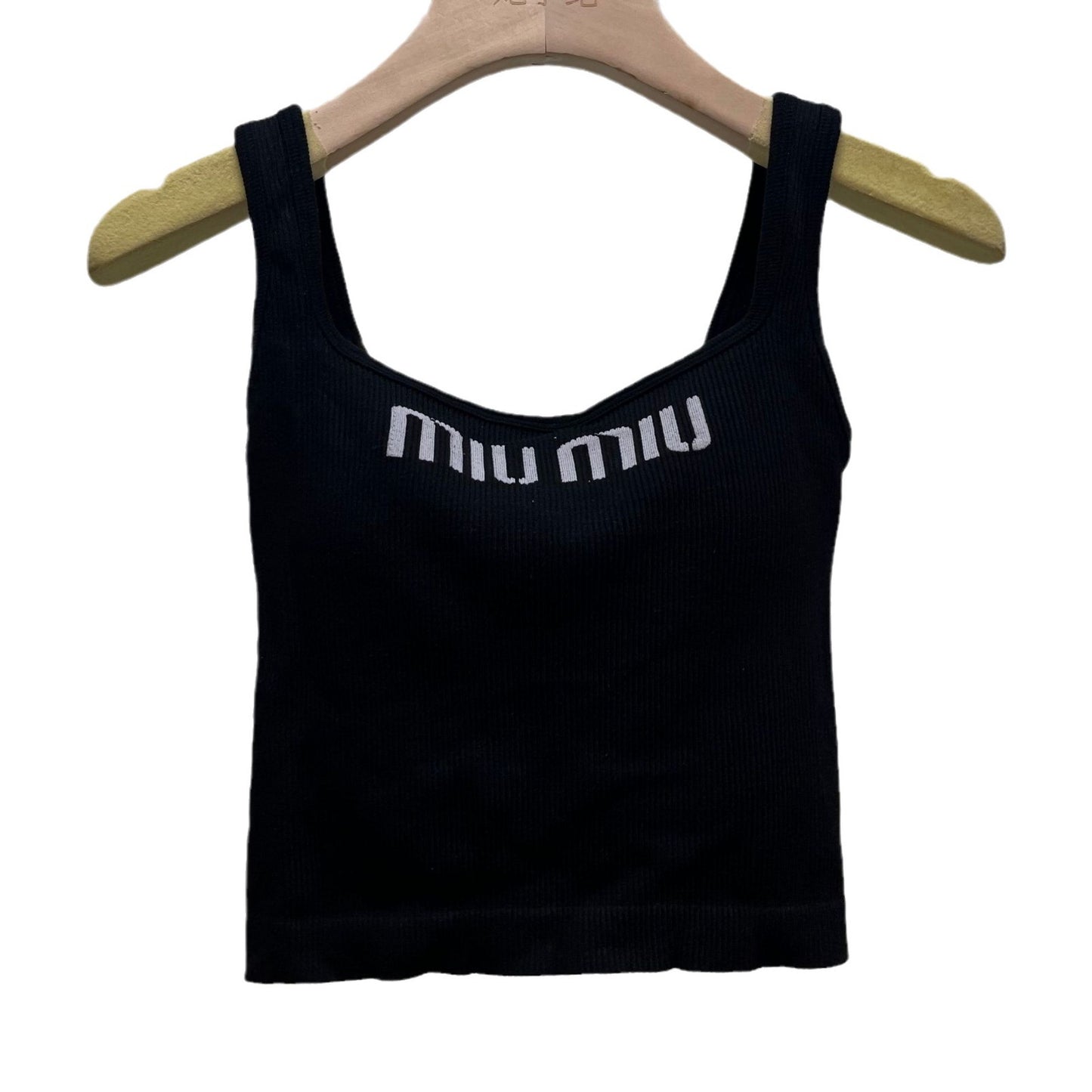 Hombros anchos, cuello cuadrado, copa integrada, sujetador en la espalda precioso, camisola de camisola integrada, letras de punto para mujer con hielo, sujetador con almohadilla de sujetador