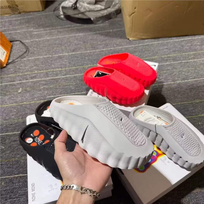Putian Foreign Trade Wholesale 2026 New Style Mind 001 Grueso y cómodo Sports Slippers Factory Pedidos Directos al Por Mayor Aceptados