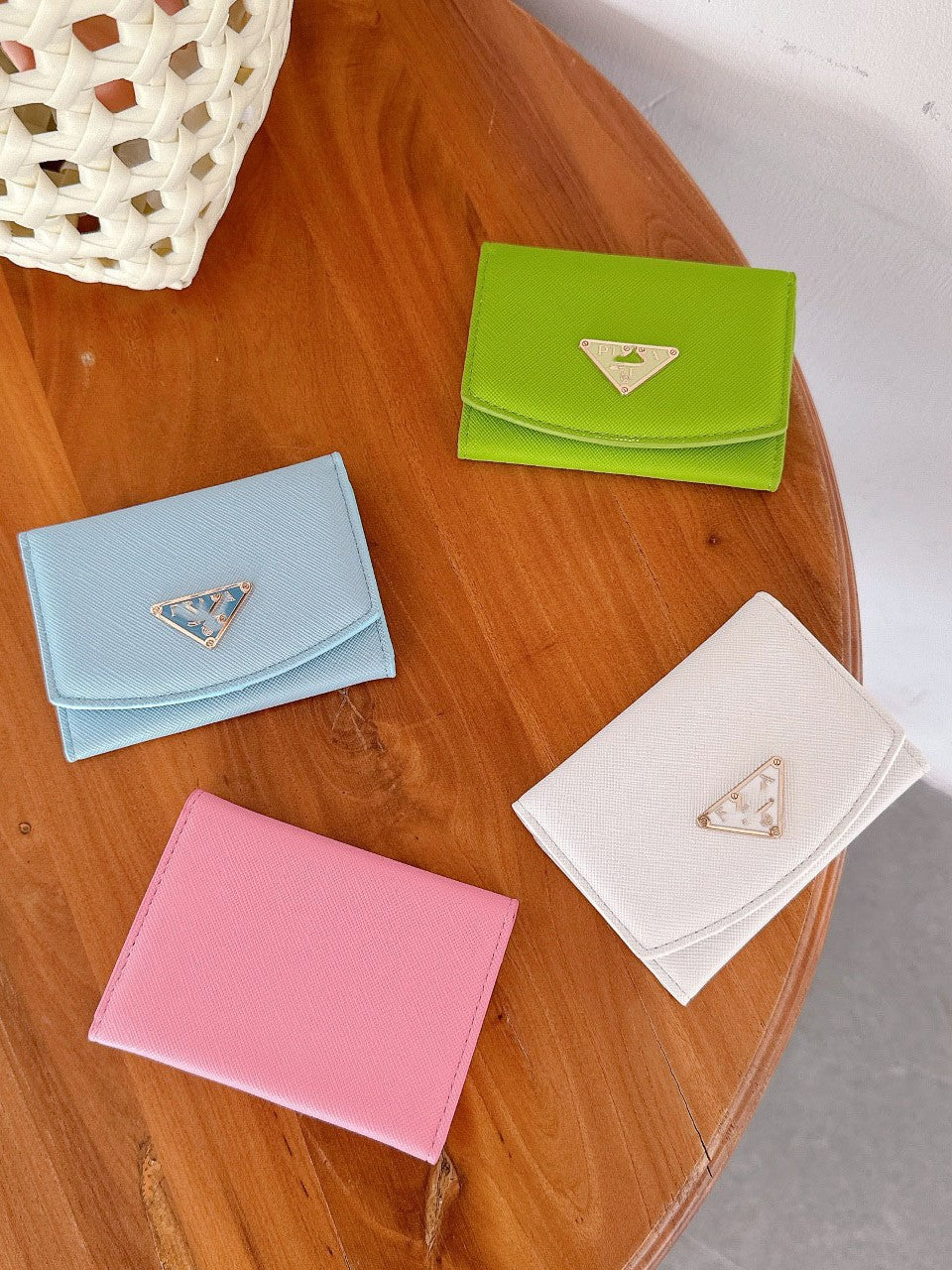 Bolso Mujer Arco Plegable con Caja Regalo Elegante | LuxuryMarkt