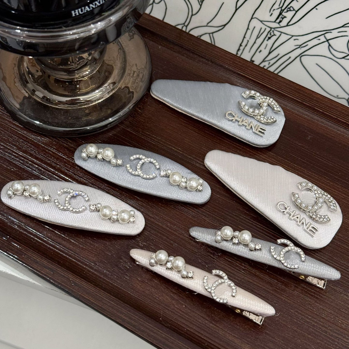 Horquillas Pelo Estilo Chanel | Perlas Cerconio y Satín | LuxuryMarkt