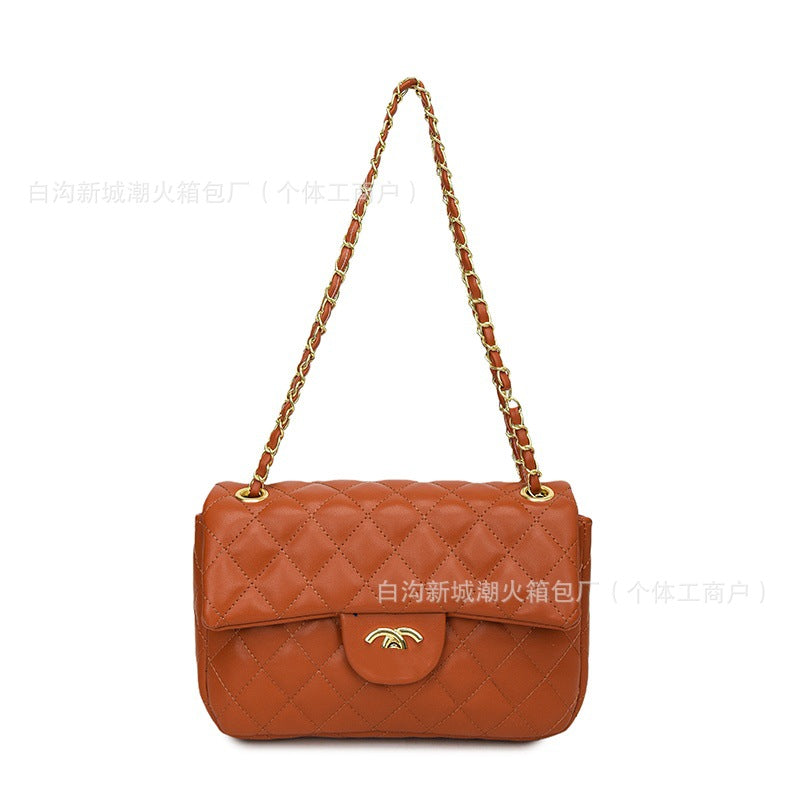 Bolso pequeño cuadrado de cadena de diamantes estilo Chanel para mujer, nuevo bolso cruzado de estilo Chanel de estilo cruzado de un solo hombro 2025 de estilo transfronterizo