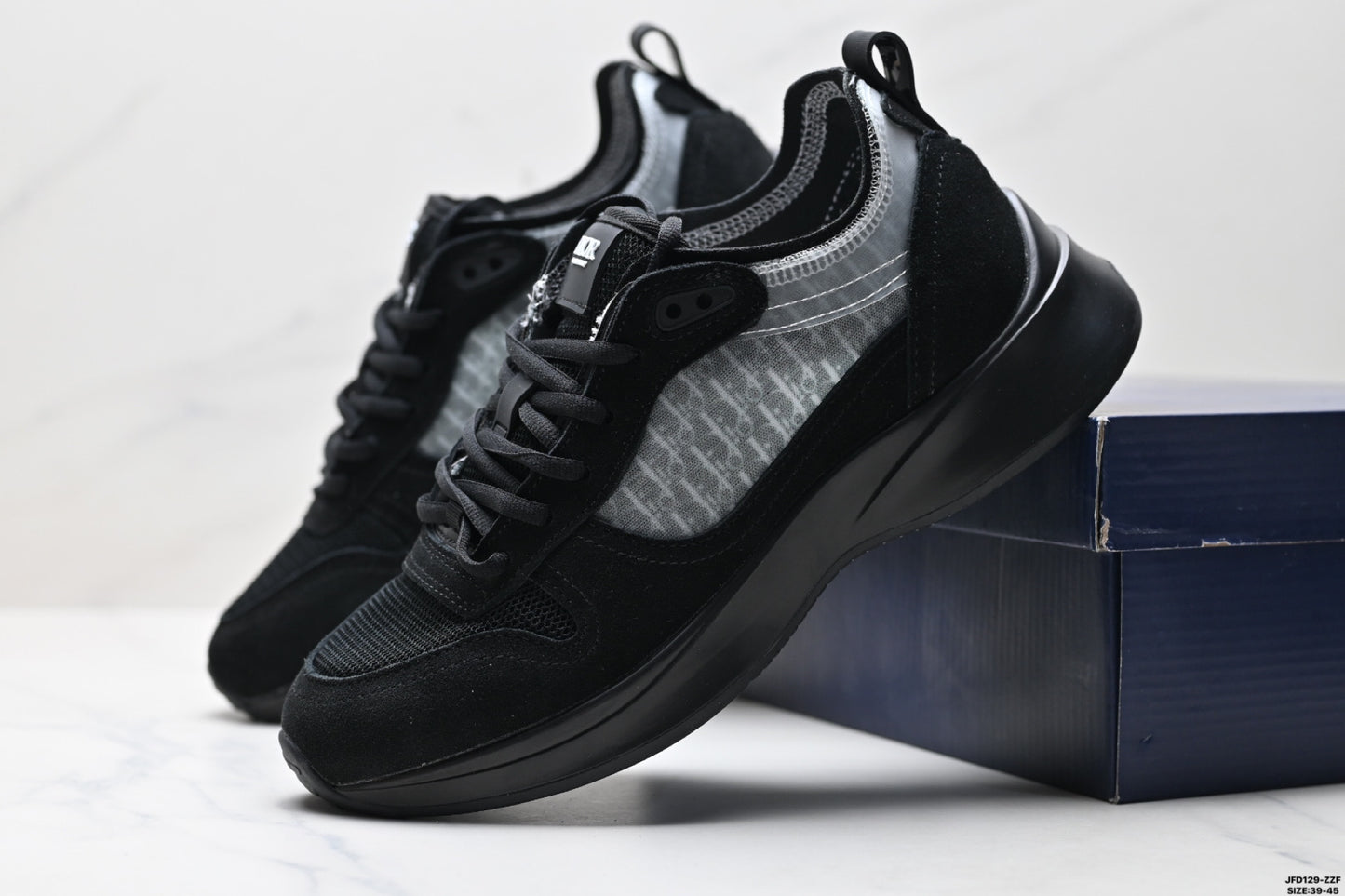 Putian Foreign Trade CDB22B3025 Zapatillas de Papa de punta redonda Realzando zapatos casuales ligeros y transpirables para hombres y mujeres
