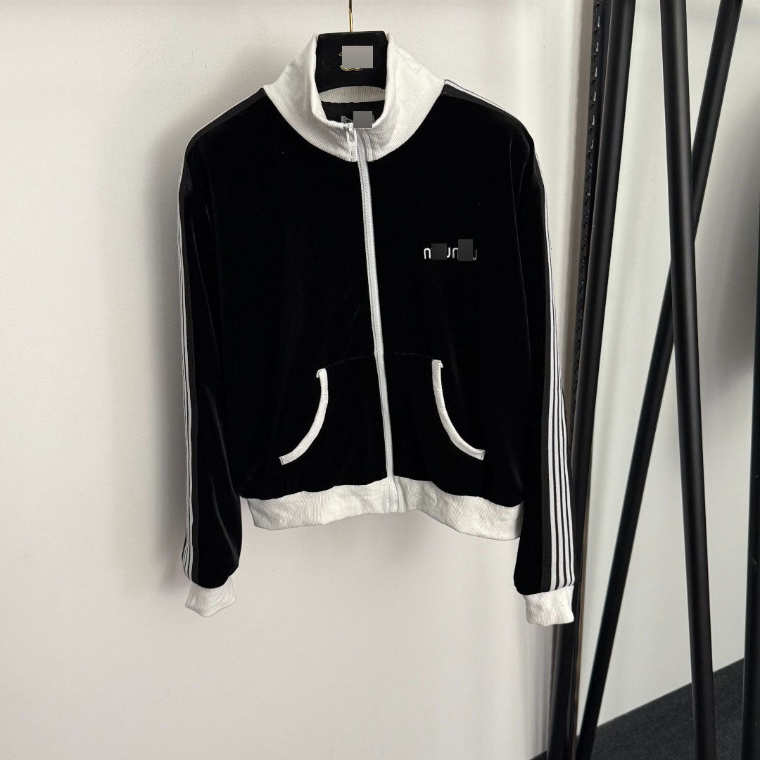 Conjunto Deportivo Mujer MM | Terciopelo Bordado