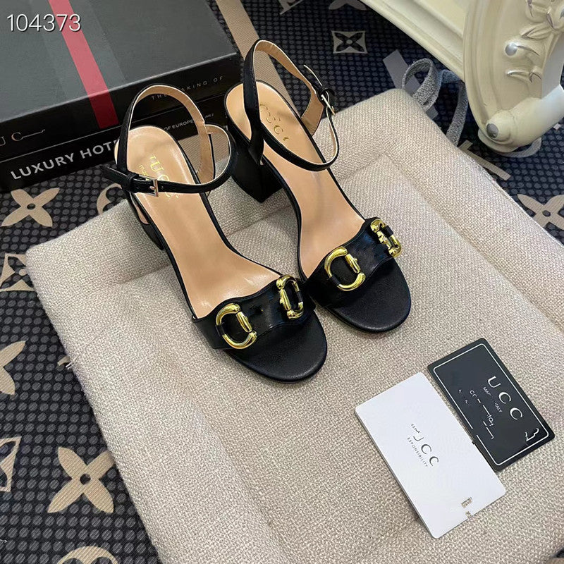 Nuevas sandalias versátiles de tacón grueso y de tacón G Brand Brand 2023, zapatillas negras de tacón alto planas y punta abierta