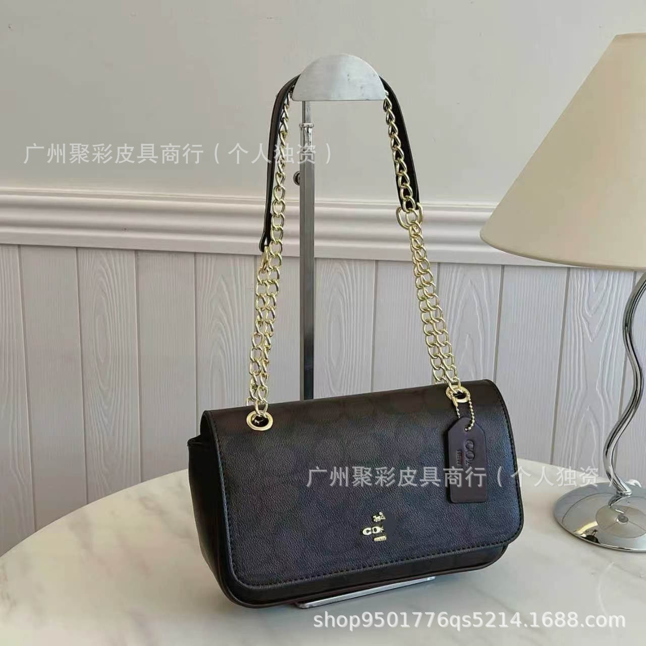 Bolso Coach Cuadrado Pequeño  | LuxuryMarkt