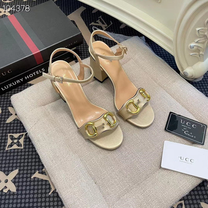 Nuevas sandalias versátiles de tacón grueso y de tacón G Brand Brand 2023, zapatillas negras de tacón alto planas y punta abierta