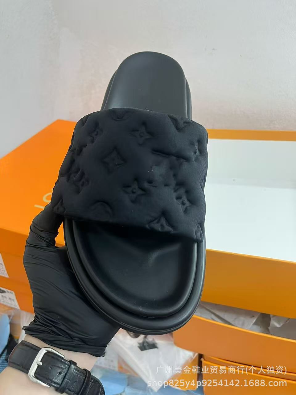 Zapatillas de Velcro de suela gruesa Donkey Home para mujer, 2025 Nuevas zapatillas antideslizantes de denim con letras antideslizantes para exportación