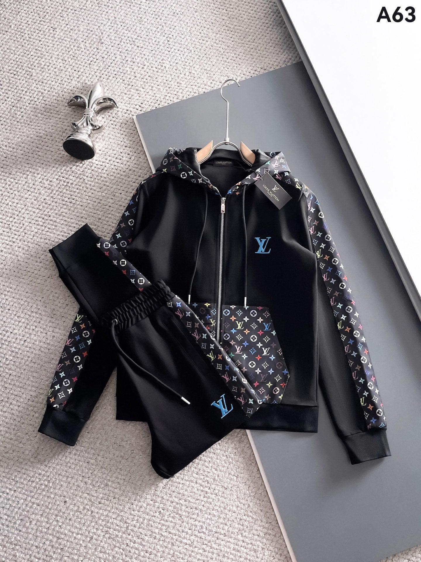 La versión correcta del SS25 transfronterizo debuta en otoño e invierno: nueva chaqueta de traje, cremallera, lujoso y sitios de moda para hombres europeos y americanos