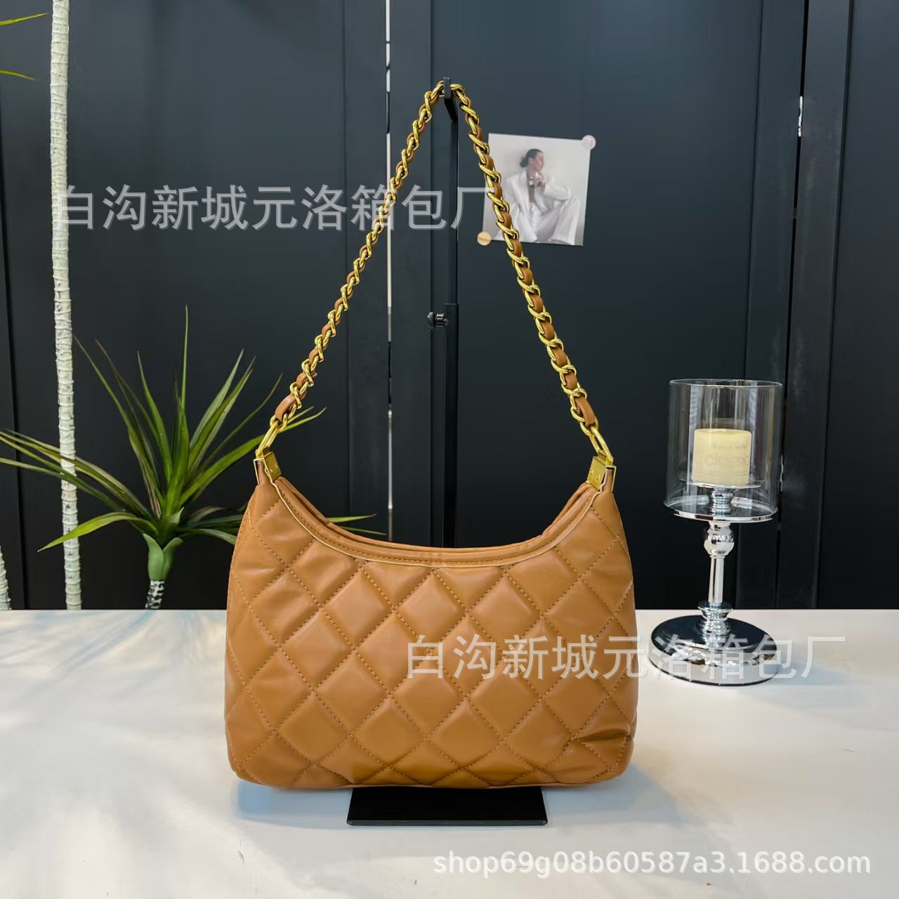 Bolso vintage de diamante con cadena para mujer, nuevo bolso de moda de moda 2026, bolso de un solo hombro de textura nicho para mujer