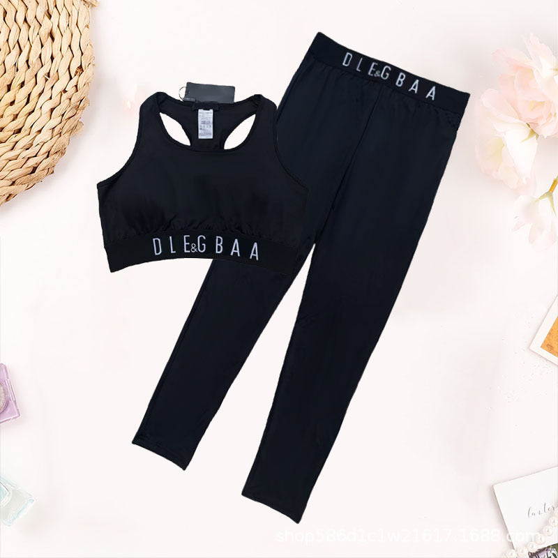 Ropa de yoga femenina europea y estadounidense, chaqueta deportiva, conjunto de yoga, pantalones de yoga de tiro alto de mujer fitness casual de alta gama