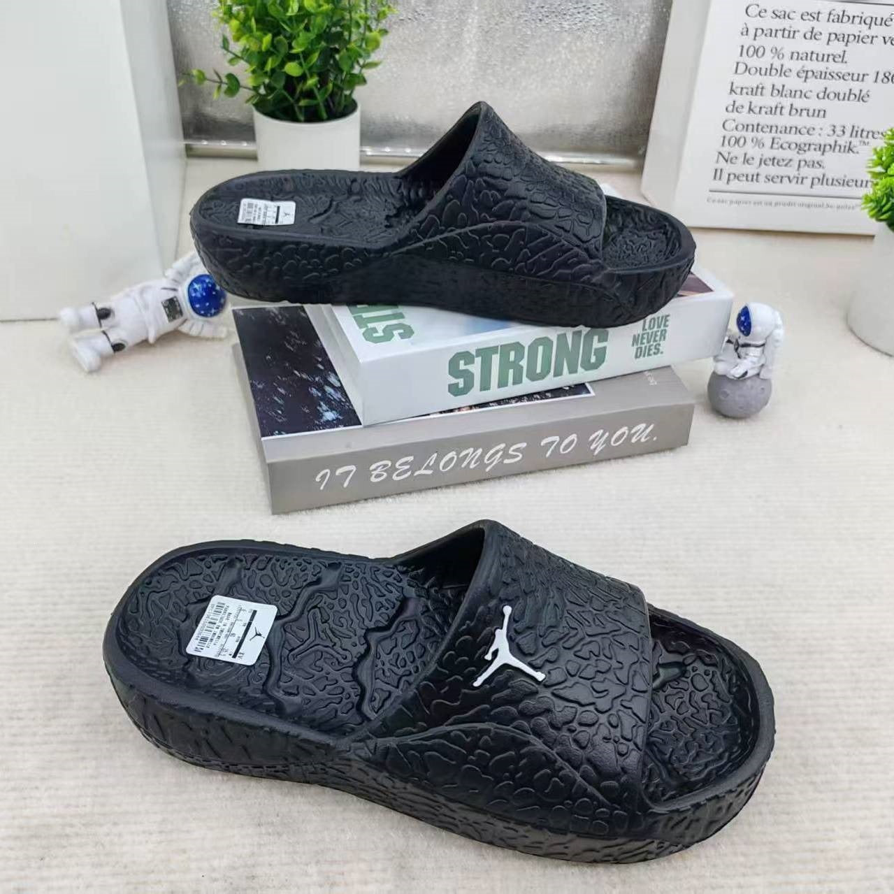 * Réplicas originales puras de slip-ons de suela blanda y suela gruesa, zapatillas de baloncesto de verano agrietadas y transpirables