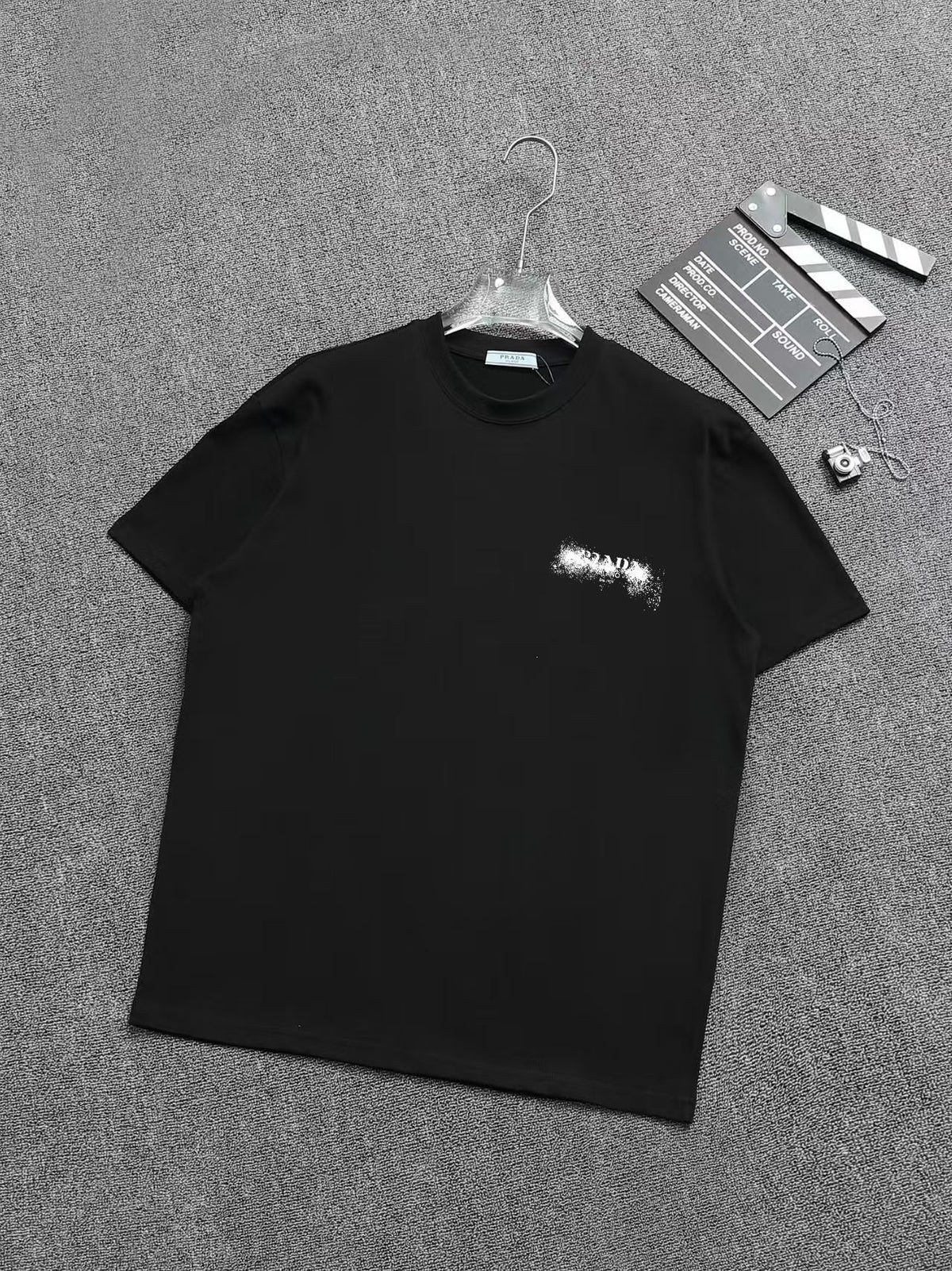 T-shirt Triangles métalliques | Casual été