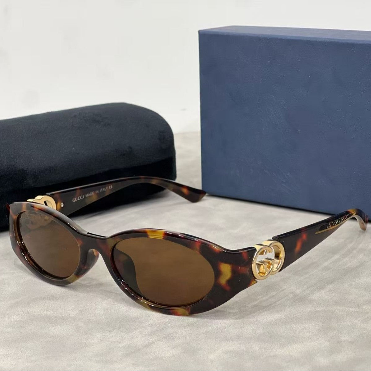 Gafas de sol de montura pequeña de estilo ojo de gato para mujer, gafas de sol versátiles de moda europeas y americanas, gafas de estilo urbano transfronterizo para hombre al por mayor