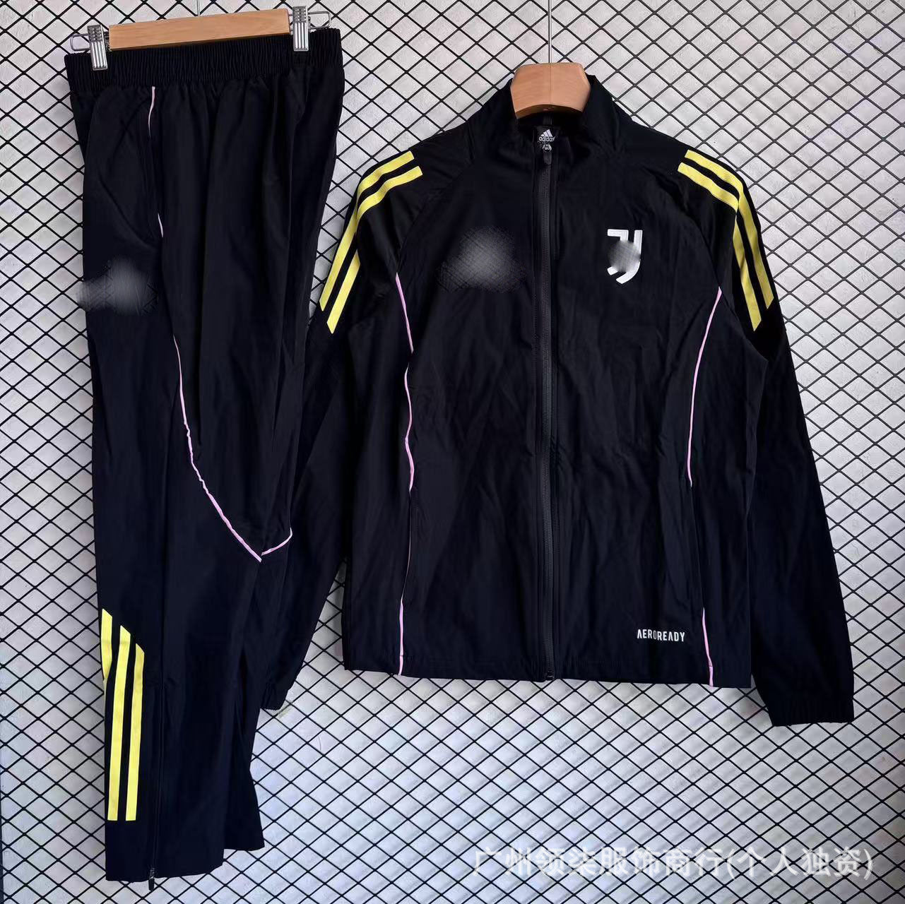 Nuevo equipamiento de fútbol, conjunto de chaquetas impermeables impermeables y de moda del Arsenal para entrenamiento español