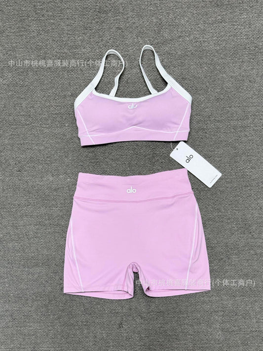 En stock, conjunto de yoga nude sensation de alta elasticidad, sujetador con tirante fino, pantalones cortos de fitness para levantar caderas, conjunto deportivo al aire libre para mujer