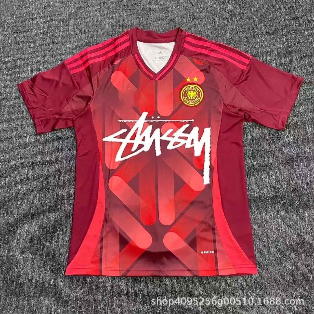 Venta al por mayor transfronteriza para Países Bajos, Alemania, Francia, Italia, Flamengo, Italia, envío gratuito para una camiseta de fútbol