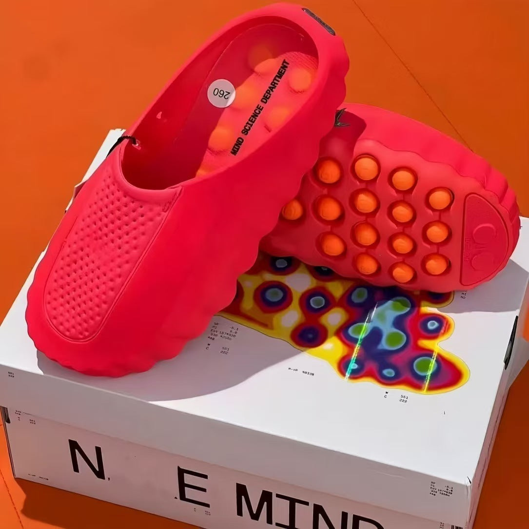 2026 Nueva Niche Design Suela de masaje Zapatillas deportivas rojas Suela gruesa de hombre Verano Suela blanda Corrida al aire libre