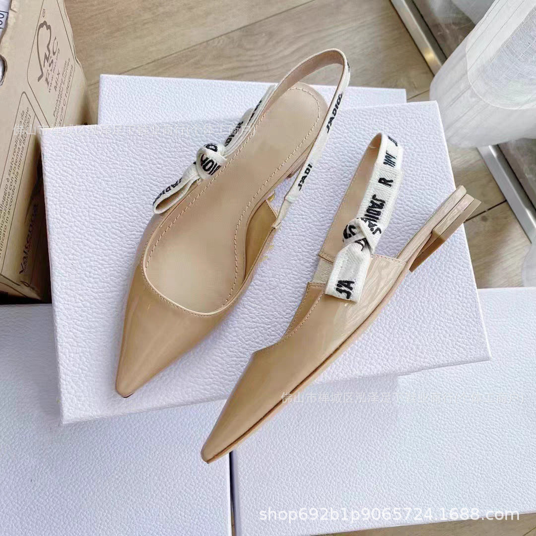 Primavera y otoño 2026 Nuevos tacones altos Zapatos familiares D Lazos de letras bordados Sandalias de cuero genuino Tacones de gato Tacones de aguja para mujer