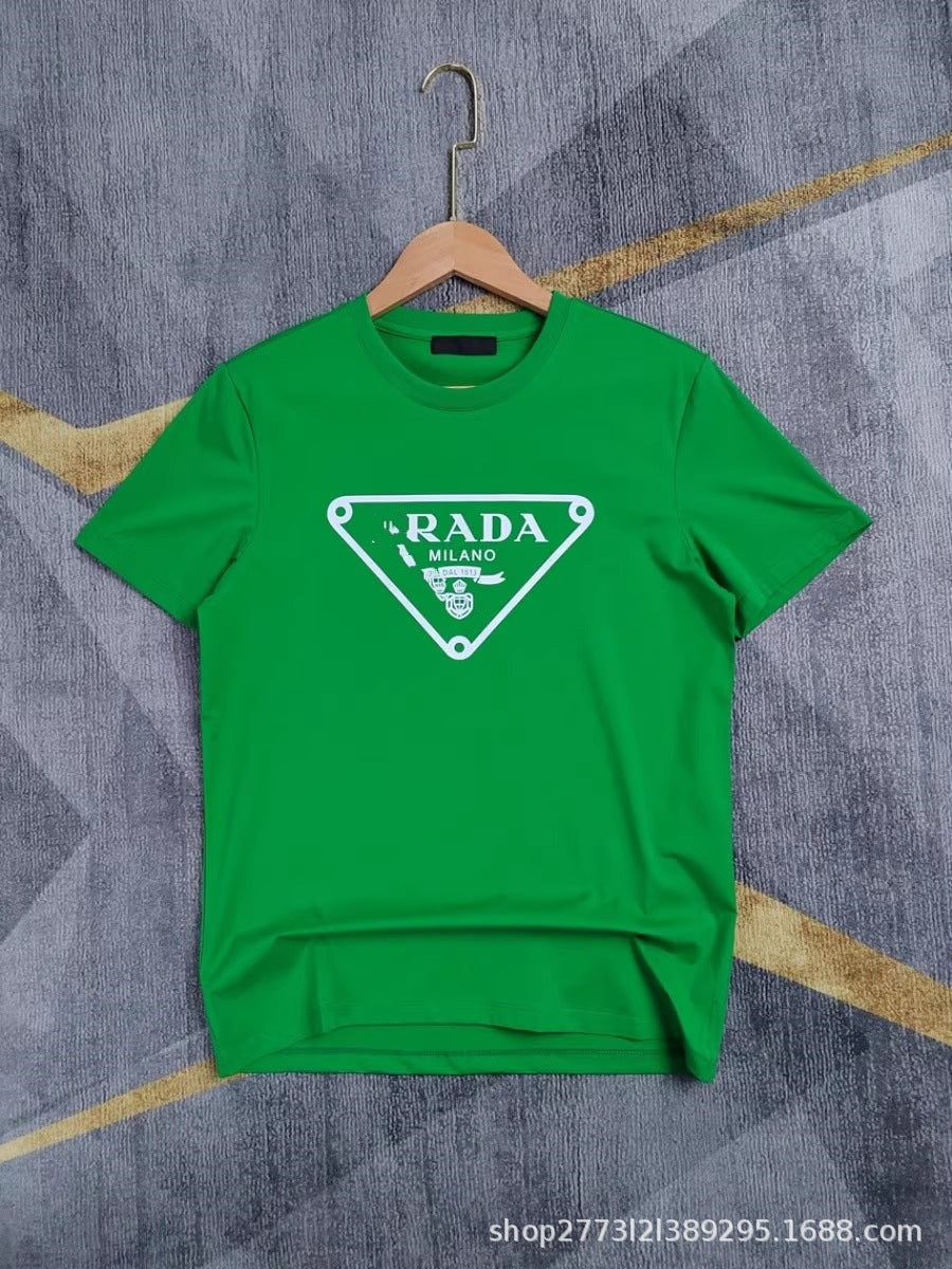 Camiseta informal informal de cuello redondo y suelta de cuello redondo con estampado de letras a la moda, camiseta versátil a juego para pareja