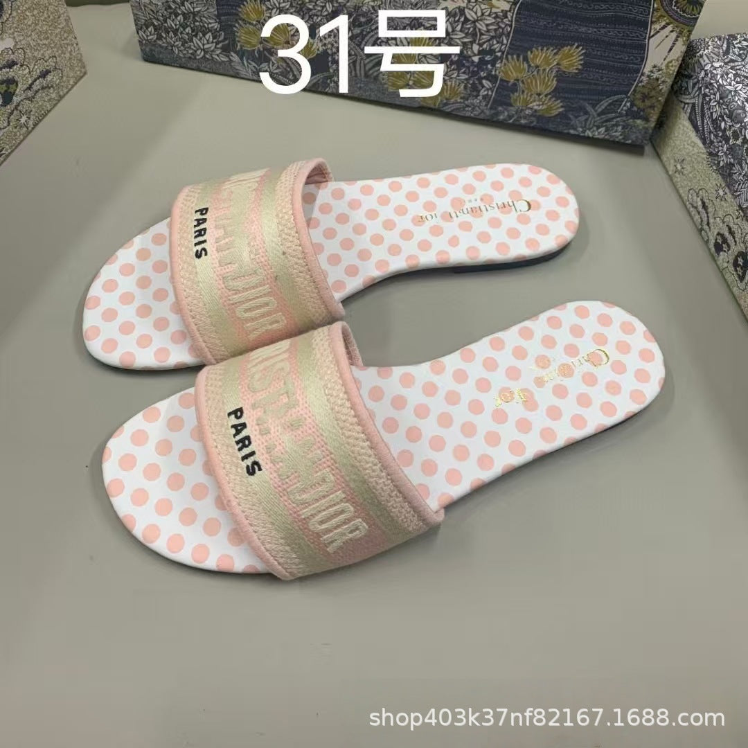 Zapatillas de alta calidad marca D, tallas 1-48, bordados jacquard, zapatillas planas clásicas casuales de playa para mujer