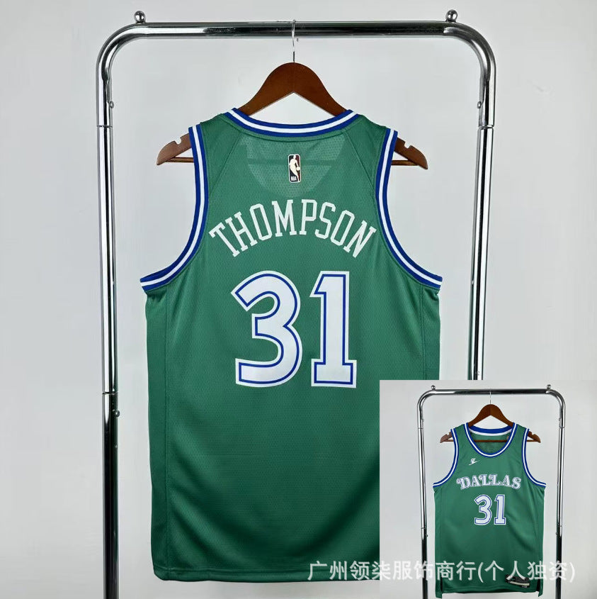 Nuevas camisetas populares de baloncesto: camisetas al por mayor prensadas en caliente para los Lakers, Cavaliers, 76ers, Bulls, Clippers, Warriors, Curry, James y Harden